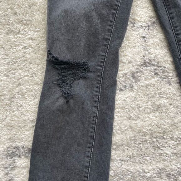 Madewell 9” Mid-Rise Skinny Jeans in Distressed Black Sea - Picture 13 of 13